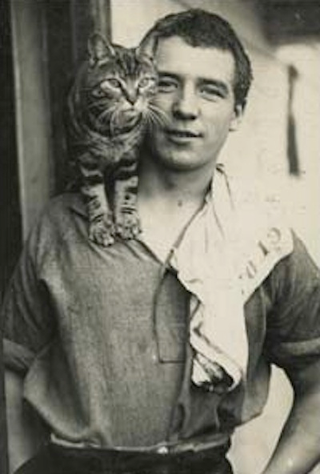Illustration for article titled Meet Mrs. Chippy, The Cat Who Helped Explore The Antarctic